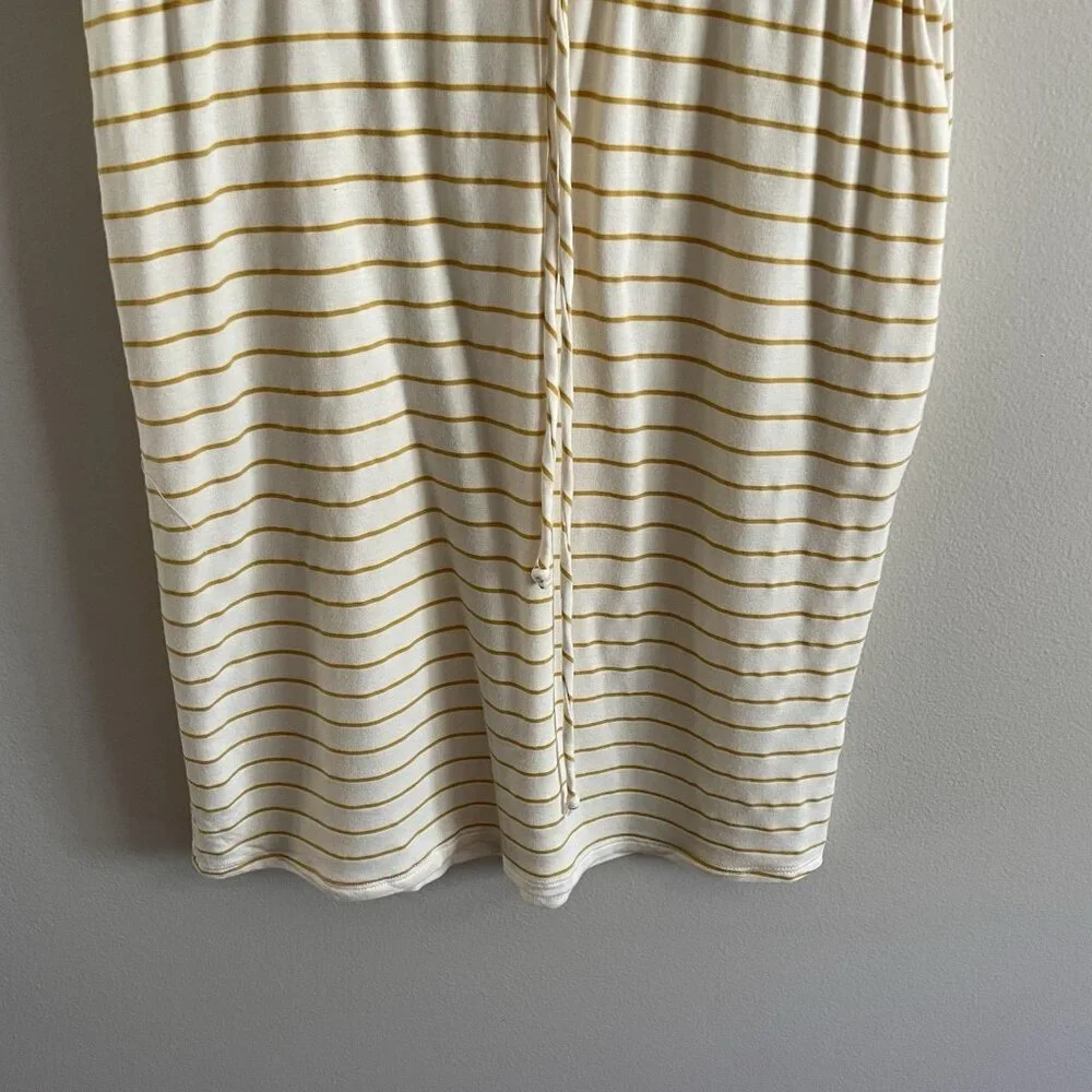 Betsey's Boutique Shop Women S White/Yellow Striped Drawstring Waist Dress NWT - Picture 2 of 11